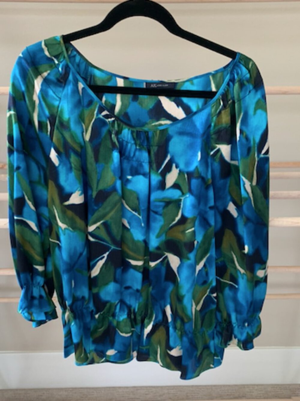 Anne Klein blue Green Abstract Print Peasant Blouse Size Medium